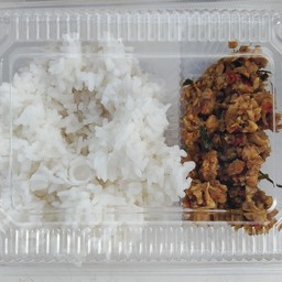 ข้าวคั่วกลิ้งไก่