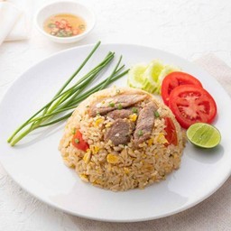 ข้าวผัดหมูนุ่ม พิเศษ