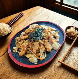 ยากิโซบะไก่ สูตรต้นตำรับญี่ปุ่น