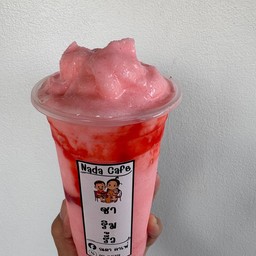 สตรอเบอร์รี่โยเกิร์ต สมูทตี้