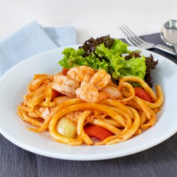 สปาเก็ตตี้ผัดกุ้ง