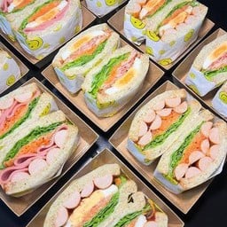 นานา แซนวิช