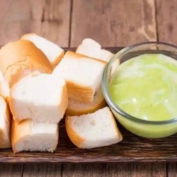 ขนมปังนึ่ง ฟรี ซอสดิป สังขยาใบเตย