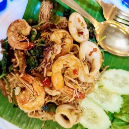 ข้าวกระเพราทะเล