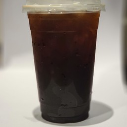 113 ข้าวกะเพรา หมูทอด กาแฟสด ขนมปัง ชา