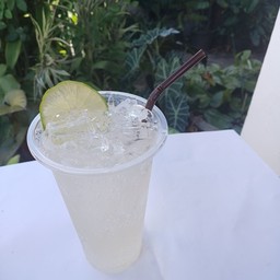 มะนาวโซดา