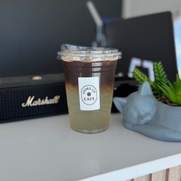 อเมริกาโน่เย็น+น้ำผึ้ง