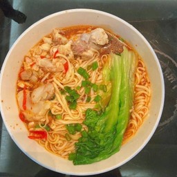 มาม่าต้มยำสันนอกสไลด์