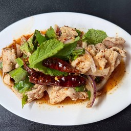 น้ำตกหมูชิ้น