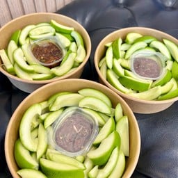 มะม่วงเบาน้ำปลาหวาน