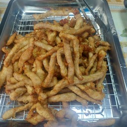 หมูมรกต ตลาดท่าอิฐ