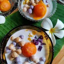 บัวลอย ไข่เค็ม