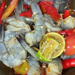 [อร่อยซ่ากับโค้ก] ตำแซ่บ กุ้งสด +  โค้ก ออริจินัล (กระป๋อง)