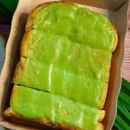 ปังปิ้งสังขยาใบเตย