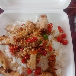 คั่วพริกเกลือหมูกรอบ