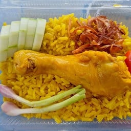 ข้าวหมกไก่ไก่ทอดอาหารอิสลามรสเด็ด