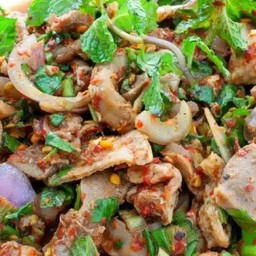 ลาบไก่+เครื่องในไก่