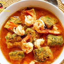 แกงส้มกุ้งชะอมทอด(กับข้าว