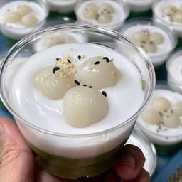 ขนมเปียกปูนกะทิลำไย