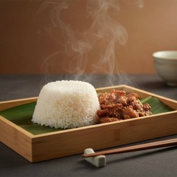 หมูกระเทียมราดข้าวสวย