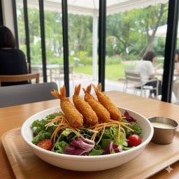 สลัดกุ้งกรอบ