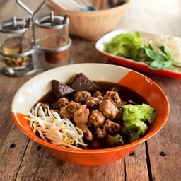 เกาเหลา ข้อไก่ตุ๋น