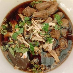 ก๋วยเตี๋ยวไก่ เนื้อ,ข้อ,เลือด