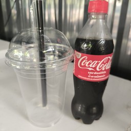 Coke+น้ำแข็ง+แก้วโอ่ง