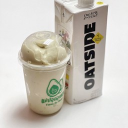 อโวคาโด้+นมข้าวโอ้ตสมูทตี้