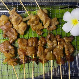 สันคอหมูปิ้ง-เพชรมาตุคลา