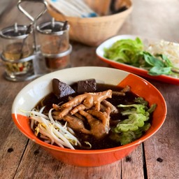 เกาเหลา ตีนไก่ตุ๋น