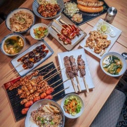 ทูเอสคอร์เนอร์