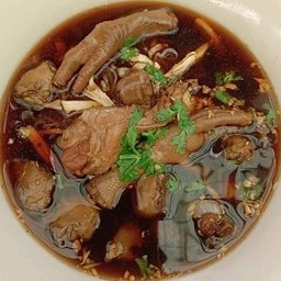 ก๋วยเตี๋ยวไก่ ข้อ-เนื้อ-น่อง-ตีนไก่