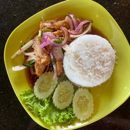 ข้าวยำไก่แซ่บ