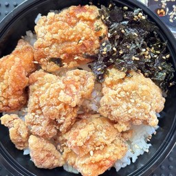 ข้าวหน้าไก่คาราเกะ