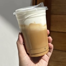 คาปู ฟองนม