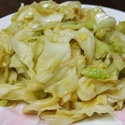 กะหล่ำปลีผัดน้ำปลา