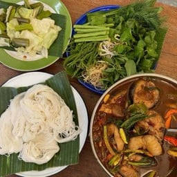 ขนมจีนหม้อปลาร้า ปลาดุกซาดิส