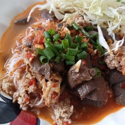 ขนมจีนน้ำเงี้ยว