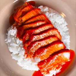 ข้าวหมูแดง