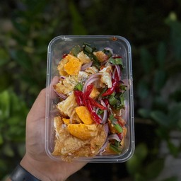 ยำไข่ดาว