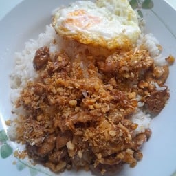 4อ. ข้าวกะเพรา&ของทอด