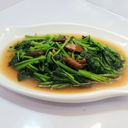 ผัดผักปวยเล้ง