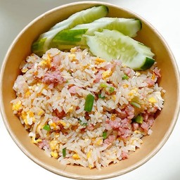 ข้าวผัดแหนม