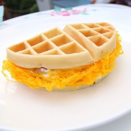 วาฟเฟิลฝอยทอง