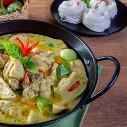 105 ขนมจีนแกงเขียวหวานไก่