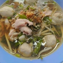 ก๋วยเตี๋ยวนำชัย (สาขาเพชรเกษม 114)