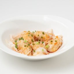เกี๊ยวกุ้งน้ำมันแดง