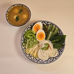 101 ขนมจีนน้ำยาปลา