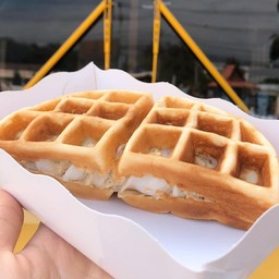 วาฟเฟิลมะพร้าวอ่อน